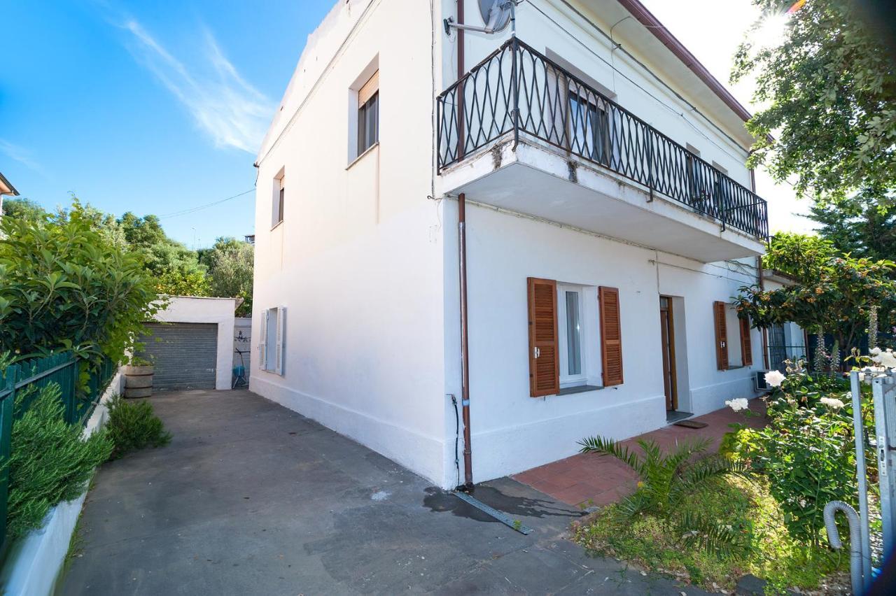 Casa Deledda Villa Budoni Exterior photo